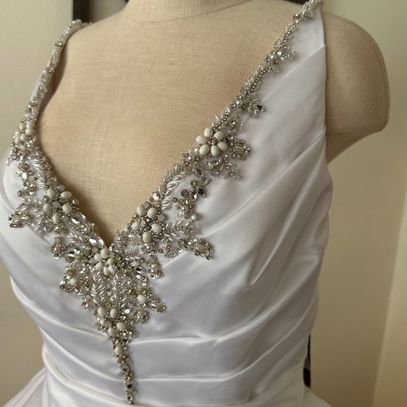 Alfred Angelo Jeweled Beauty - Picture 6 of 8